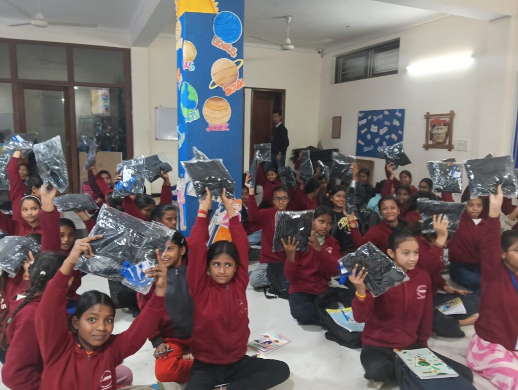 Distribution of Trousers 3 1024x771