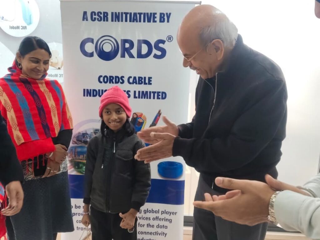 Donation of hearing impaired device 4 1024x768